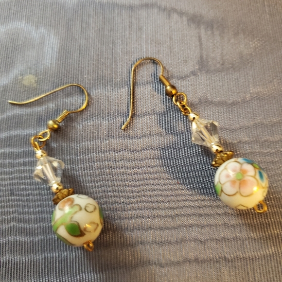 Handmade beautiful Earrings - Picture 8 of 8